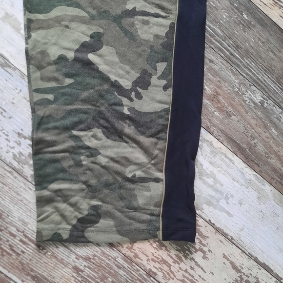 Olive camo joggers - Picture 6 of 7